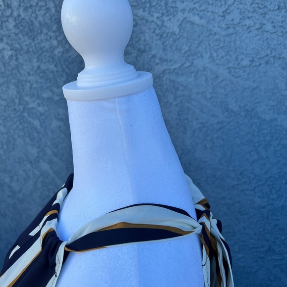 Zebra Print Sleeveless Dress - Picture 14 of 14